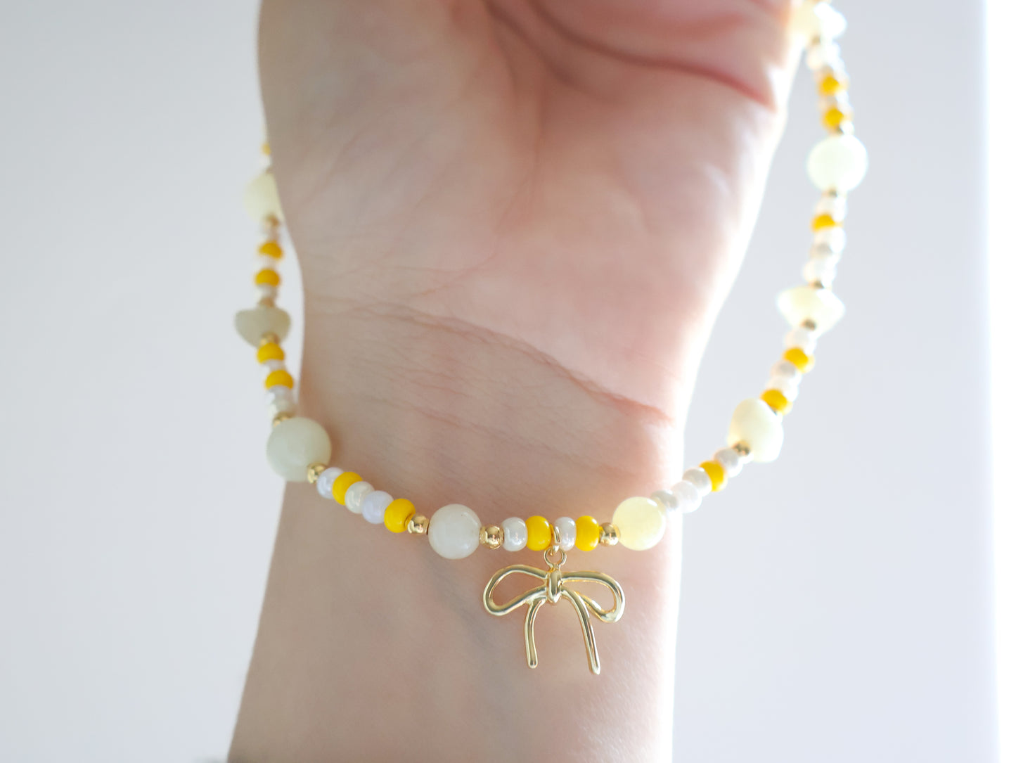 Yellow Jade Bow Beaded Necklace